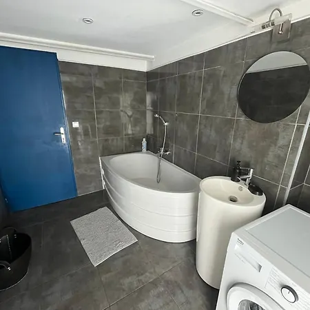 דירה La Pitot - 50m De Arc De Triomphe מונפלייה